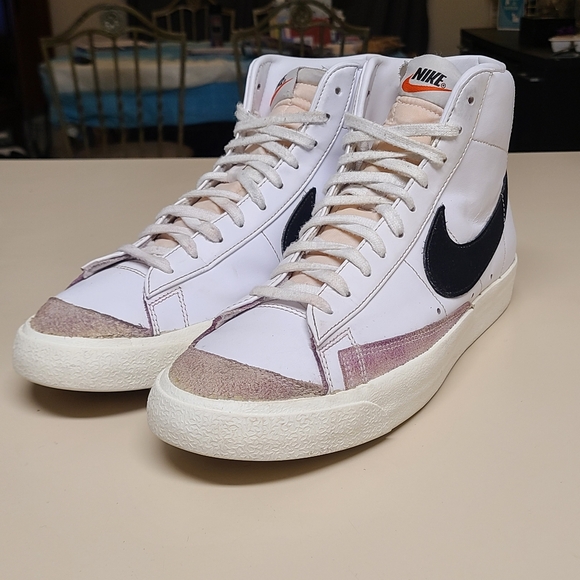 Nike Blazer Mid 77 casual sneakers size 11 1/2 - Picture 2 of 9